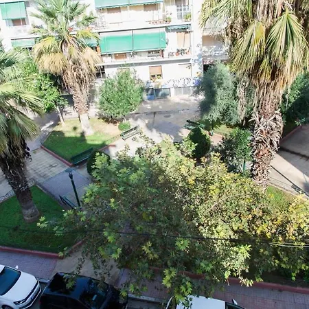 Cosy 2 Bd Apt Near Metaxourgio Area Apartment *