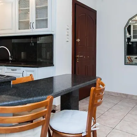 Cosy 2 Bd Apt Near Metaxourgio Area * Athens