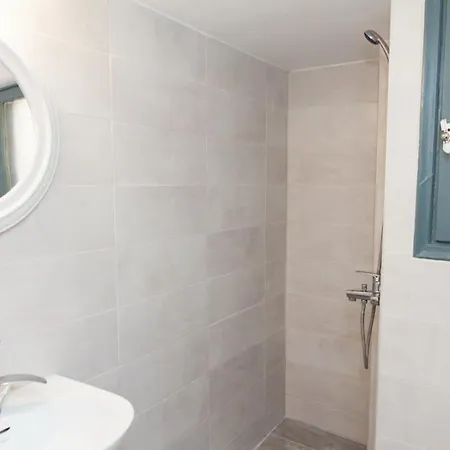 Cosy 2 Bd Apt Near Metaxourgio Area * Athens